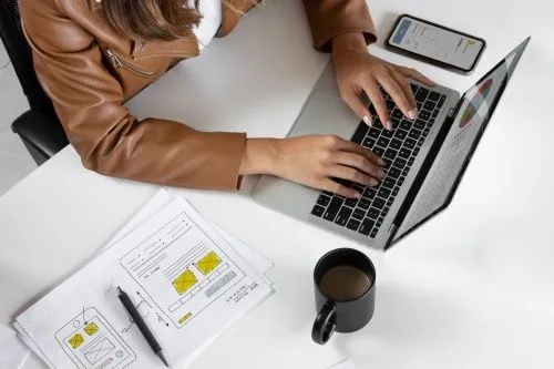 Как выстроить эффективную SEO-стратегию для сайта услуг