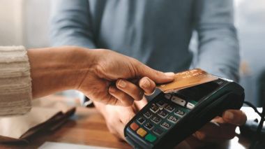 83% россиян когда-либо покупали товар или услугу из-за рекламы