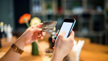 Свыше 60% клиентов в регионах совершают покупки со смартфона